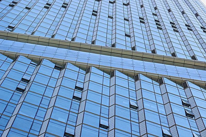 Curtain wall glass
